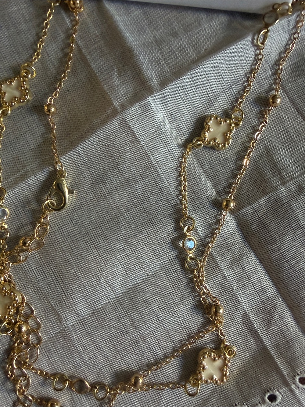 Fashion Nova Gold Clover Chain Necklace with Cream Enamel